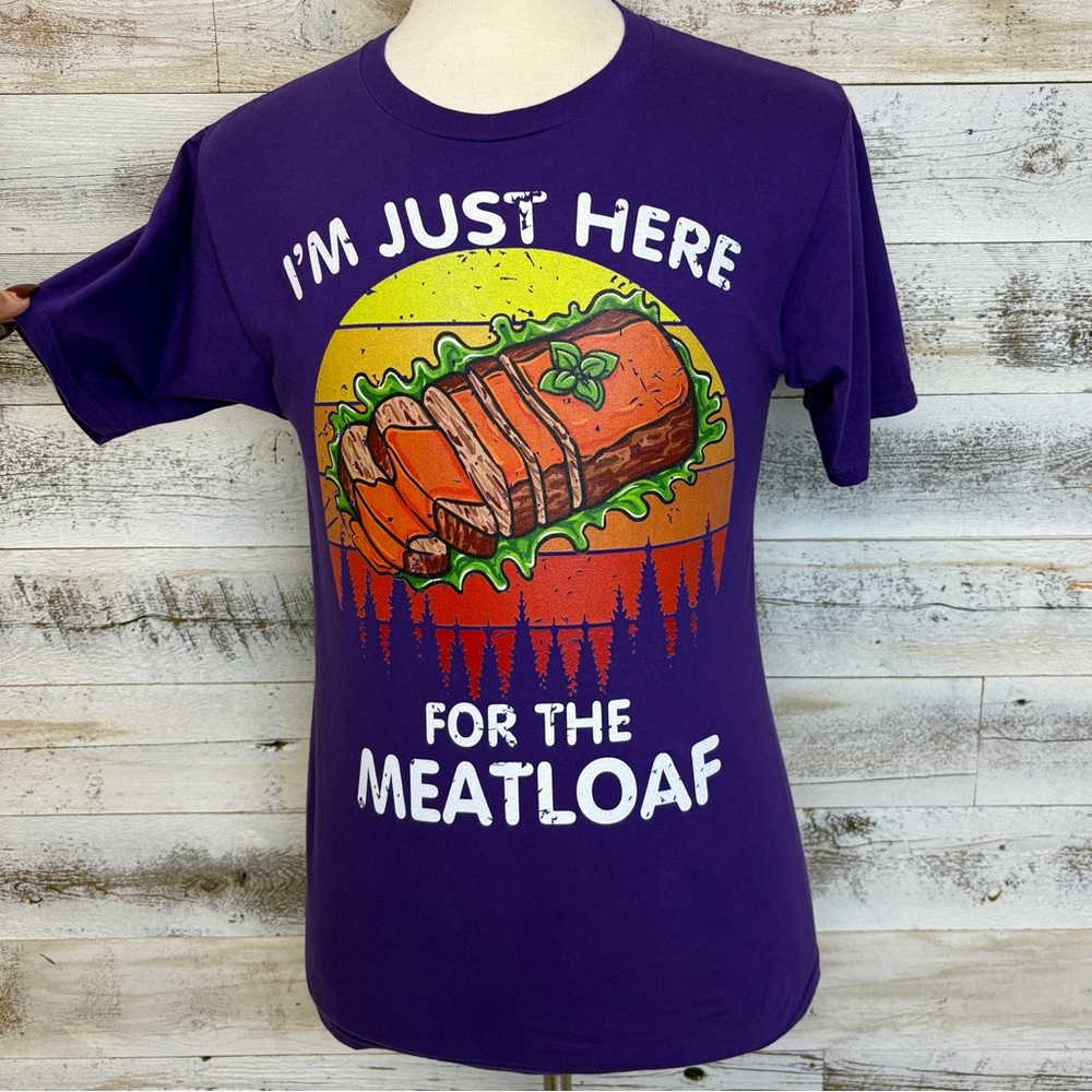 Purple Meatloaf Graphic T-Shirt Men’s Size S Halloween Thanksgiving Foodie Funny